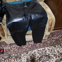 Разпродажба Ватиран кожен панталон 10лв, снимка 3 - Панталони - 42841764
