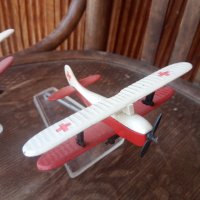 2 бр стари метални самолета-играчки,колекционерски, снимка 2 - Колекции - 31827755