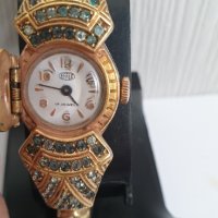 дамски позлатен  механичен часовник гривна  effee, снимка 2 - Антикварни и старинни предмети - 42481427