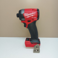 Топ модел импакт MILWAUKEE M18 FID3-0, снимка 1 - Други инструменти - 44590197