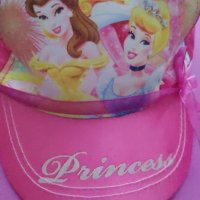Нова шапка с принцеси на Дисни оригинал 52, снимка 2 - Шапки, шалове и ръкавици - 36706776