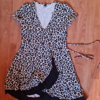 H&M DIVIDED секси рокля с животински принт в черно и бяло , снимка 3 - Рокли - 37481363