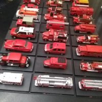 Макети на различни модели пожарни коли ( Обява 4 ), снимка 18 - Колекции - 31589320