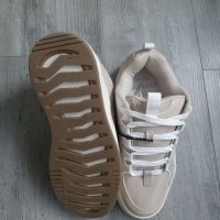 Bershka Sneakers, снимка 5 - Маратонки - 31501808