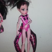 Monster High Draculaura Doll , Мостър Хай кукли, снимка 3 - Кукли - 39206537