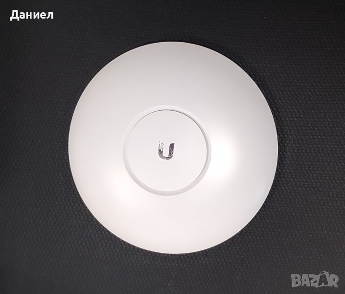 Ubiquiti UniFi UAP-AC-PRO 1300Mbit/s access point, снимка 1