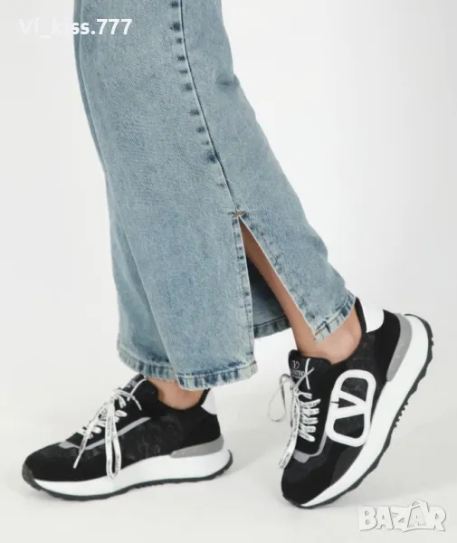 Нови обувки Valentino , снимка 1