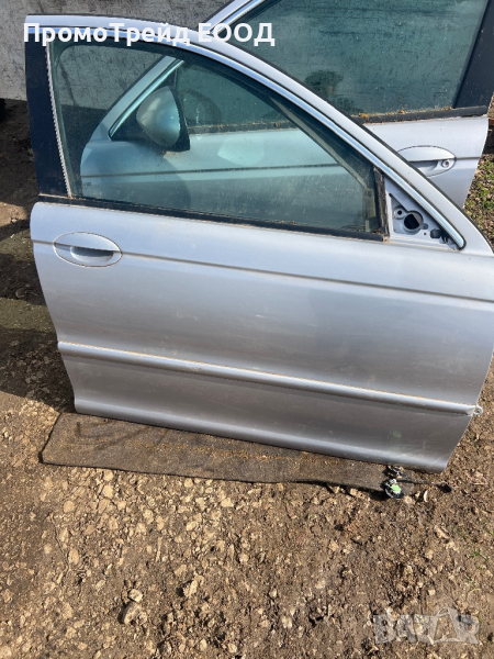 Предна дясна сива врата Jaguar x-type Ягуар х-тайп , снимка 1