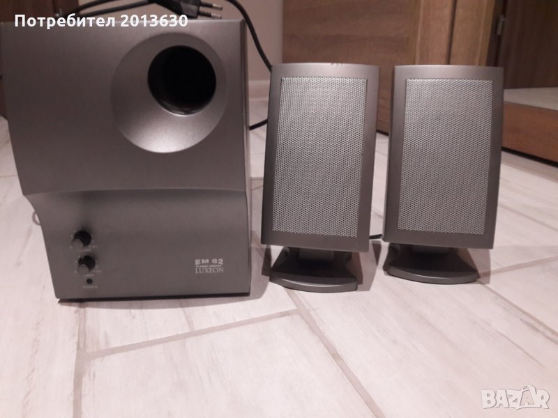 Усилвател Luxeon EM82, снимка 1