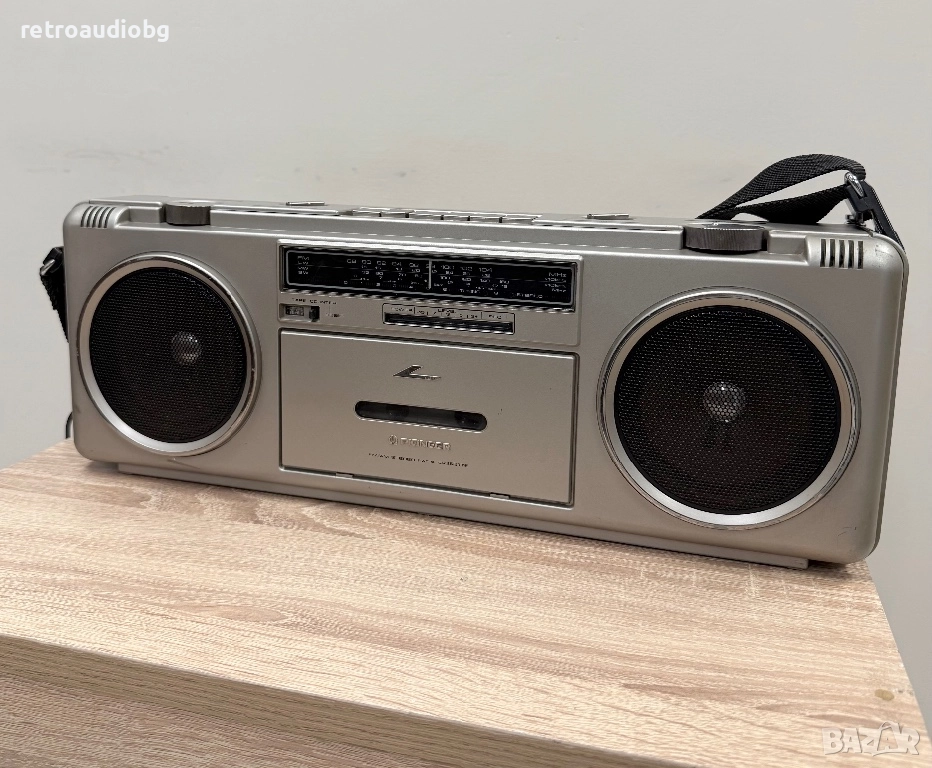 Колекционерски японски радиокасетофон Pioneer SK-212L - Made in Japan, снимка 1