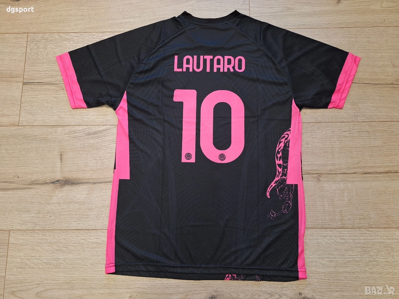 Флуоресцентна футболна тениска на Интер#Лаутаро Мартинес#10!, снимка 1