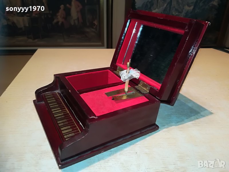 AL SWAN LAKE-музикална кутия-С БАЛЕРИНА-внос франция, снимка 1