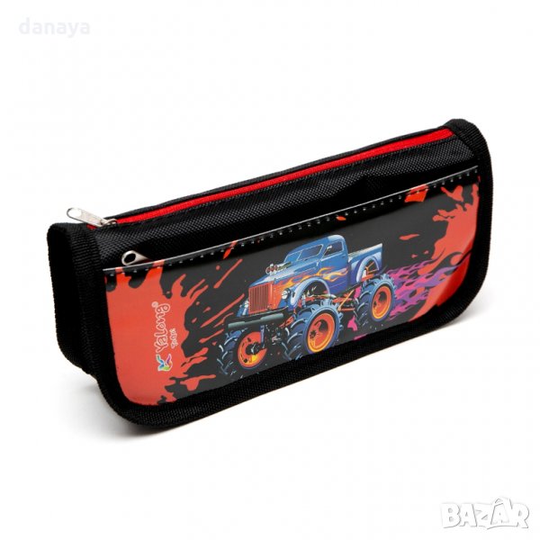 1637- Ученически несесер за момчета с принт на коли и футбол, снимка 1