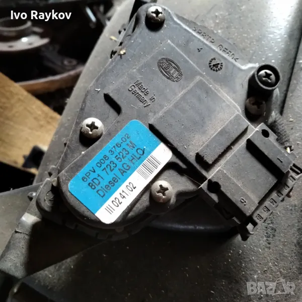 Педал газ 8D1723523M за VW Passat 5.5 (B5.5) , снимка 1
