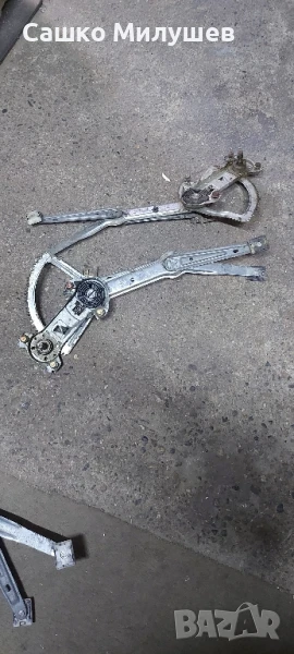 механизъм за повдигане на стъкло Mercedes 190, снимка 1