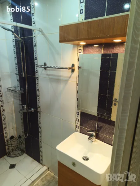 Продава се тристаен апартамент , снимка 1