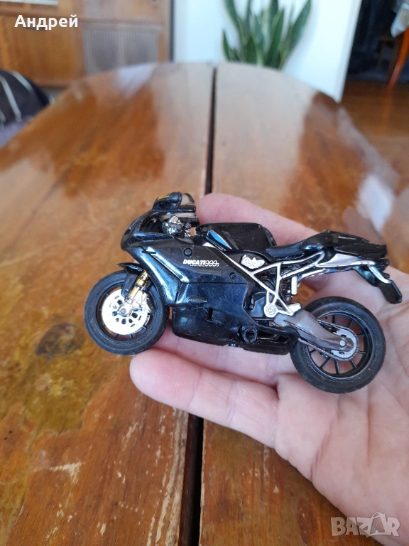 Стара играчка мотоциклет Ducati, снимка 1