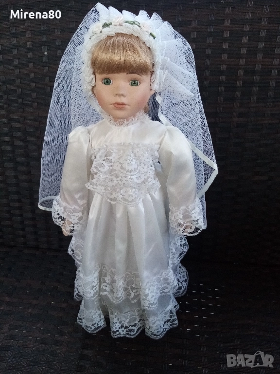 Колекционерска порцеланова кукла - булка, снимка 1