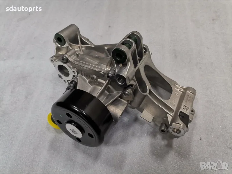 Нова Водна Помпа с Корпус 7952783 / B58 BMW 4.0i ix, снимка 1