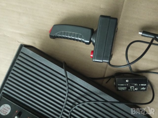 Продавам стара телевизионна игра 2600 Video Computer, снимка 7 - Други игри и конзоли - 30728091