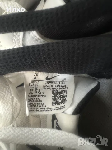 Дамски маратонки Nike 39
, снимка 4 - Маратонки - 56265778