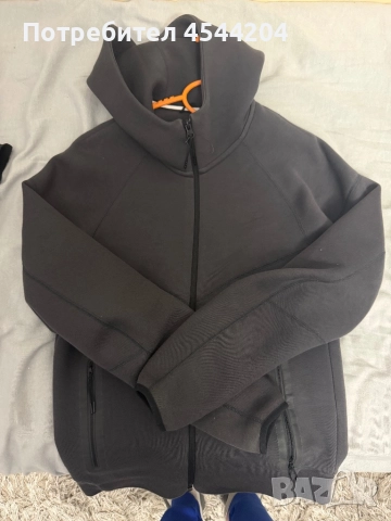 Nike tech fleece