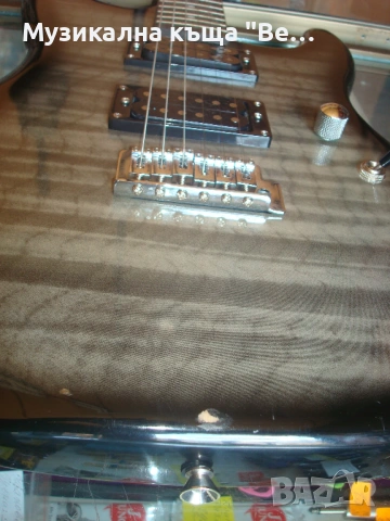 Електрическа китара, снимка 15 - Китари - 54111349