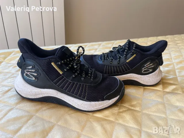 Under Armour UA CURRY , снимка 2 - Детски маратонки - 49767582