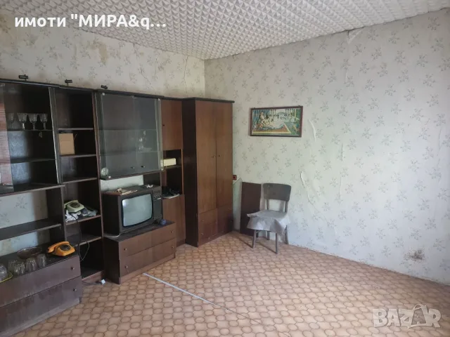 Къща с двор в с. Горски Извор, област Хасково, снимка 11 - Къщи - 55788191