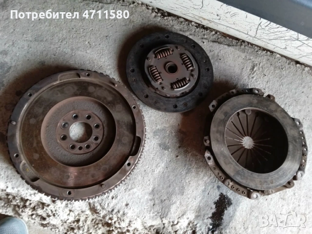 Маховик с притискател и диск за Пежо 307 SW 2.0 дизел 90к.с 2003г, снимка 2 - Части - 54268198