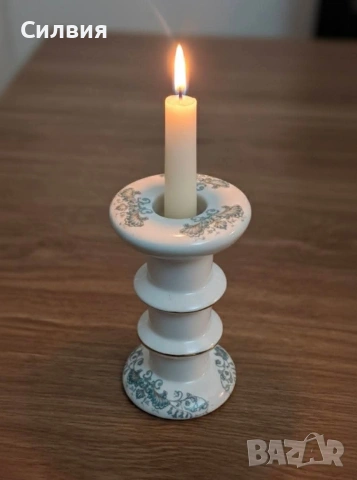 Порцеланов свещник 