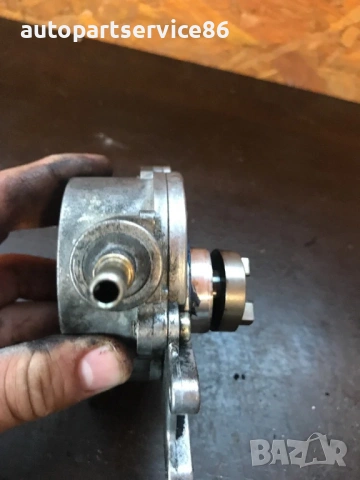 Вакуум помпа за Saab 9-3 или 9-5 2.2 TDI (2003) 24406132, снимка 2 - Части - 54291663