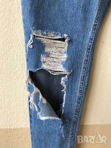 Дамски дънки PUL&BEAR с накъсани крачоли, снимка 4 - Дънки - 37396608