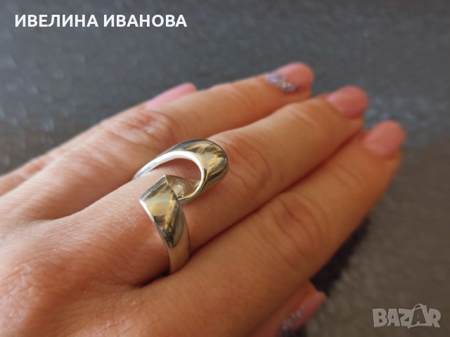 Дамски сребърен пръстен 