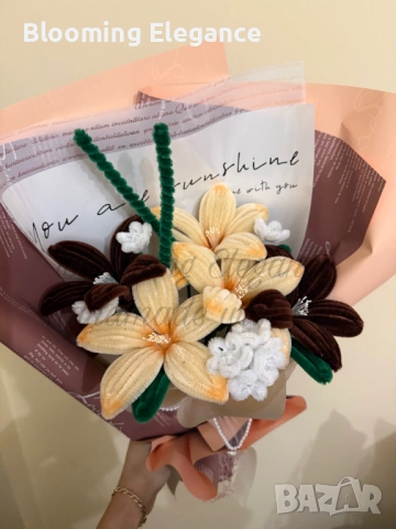 Вечен букет от лилии и малки цветчета от плюшена тел