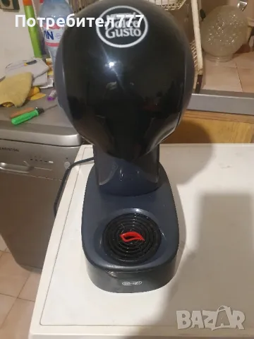 Кафемашина с капсули , снимка 2 - Кафемашини - 50423884