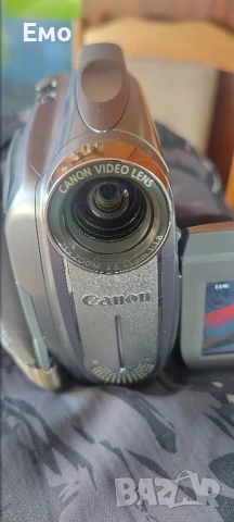 Цифрова видеокамера Canon MV900, снимка 3 - Камери - 50933084