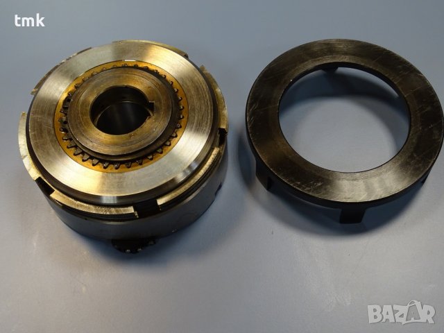 Съединител Електромагнитен Stromag ERD-40 multiplate electromagnetic clutch, снимка 4 - Резервни части за машини - 38732442