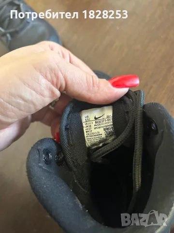 Детски боти Nike , снимка 4 - Детски боти и ботуши - 56325323