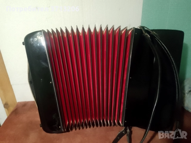 италиански 120 баса GIUSTINI със оригинален куфар, снимка 6 - Акордеони - 52354584