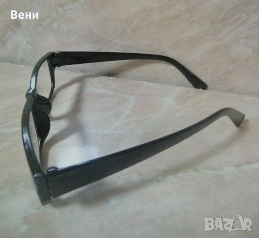 Диоптрични очила, снимка 4 - Слънчеви и диоптрични очила - 35463495
