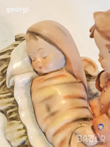 Порцеланов свещник Hummel Goebel ангел с бебе Исус , снимка 2 - Декорация за дома - 49596027