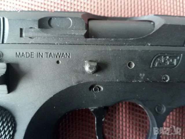 Въздушен пистолет.За ремонт,майстор,части-Не работещ., снимка 9 - Въздушно оръжие - 49158913