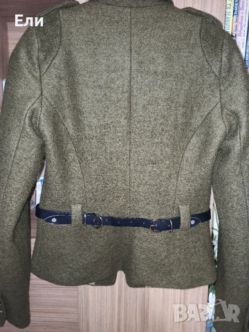 Дамски блейзър , снимка 2 - Сака - 53281375
