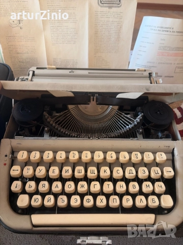 Пишеща машина Марица, снимка 3 - Други машини и части - 52937057