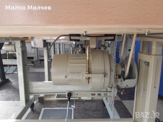 Ръкавна шевна машина с троен транспорт 335, снимка 2 - Други машини и части - 35487892