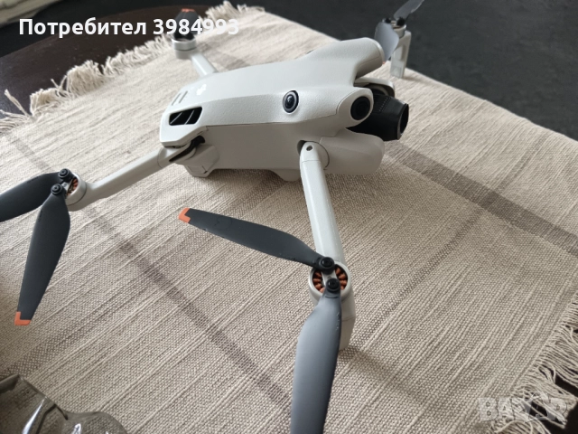 DJI Mini 4 Pro Fly More Combo (DJI RC 2), снимка 7 - Дронове и аксесоари - 51437862