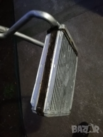 РАДИАТОР ЗА ПАРНО НА ФОРД ФИЕСТА , снимка 3 - Автомобили и джипове - 52956746