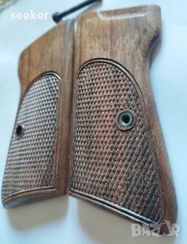 Орехови чирени за пистолет Валтер / Walther PP, снимка 4 - Оборудване и аксесоари за оръжия - 47368725