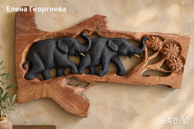 Автентично пано за стена дърворезба ръчна изработка в отлично състояние.